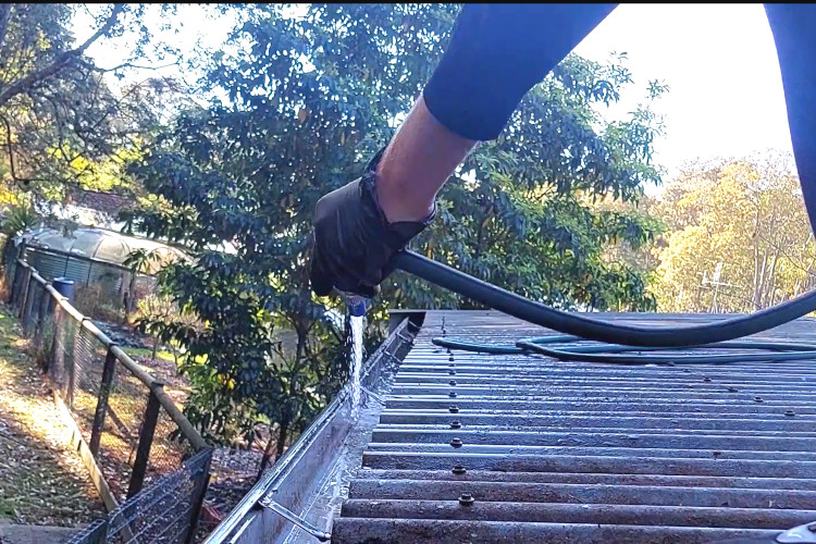 

The gutter cleaning company in portstephens achieves exceptional outcomes by utilizing a standard garden hose in their comprehensive cleaning processes.